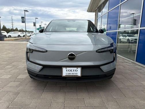 Vapour Grey Metallic 2026 Volvo EX30 Plus Twin Motor Performance, Fully electric