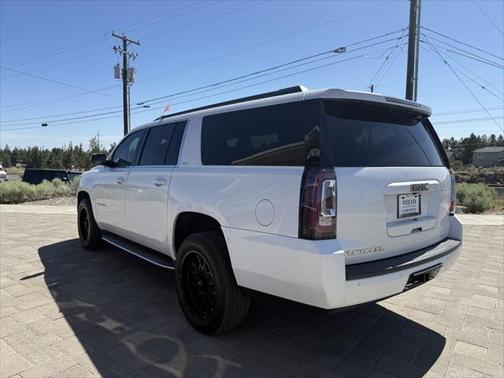 2016 GMC Yukon XL SLT