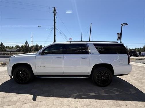2016 GMC Yukon XL SLT