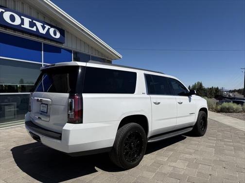 2016 GMC Yukon XL SLT