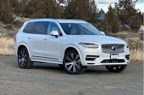 2025 Volvo XC90 Plug-In Hybrid T8 Ultra 7-Seater