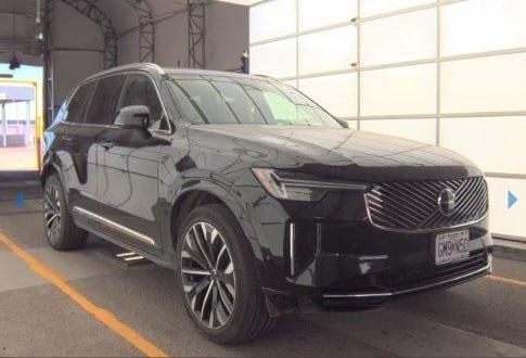 2025 Volvo XC90 B6 Plus 7-Seater