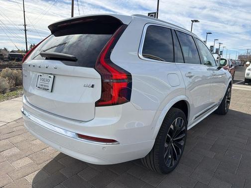 Crystal White Pearl 2026 Volvo XC90 Plus, B6 AWD Gas (mild hybrid), Gasoline, Bright, 7 Seats