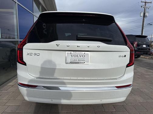 2026 Volvo XC90 Plus, B6 AWD Gas (mild hybrid), Gasoline, Bright, 7 Seats