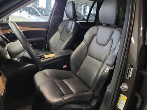 2023 Volvo XC90 B6 Plus 7-Seater