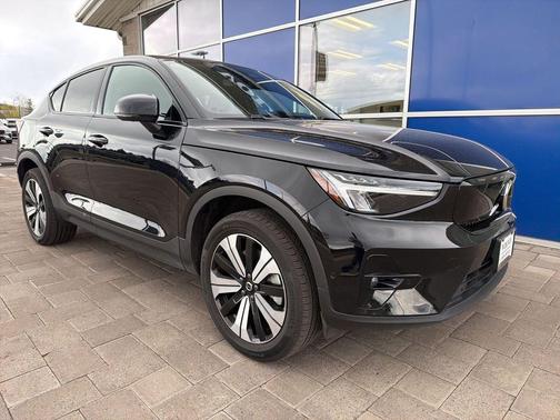 2023 Volvo C40 Recharge Pure Electric Twin Plus