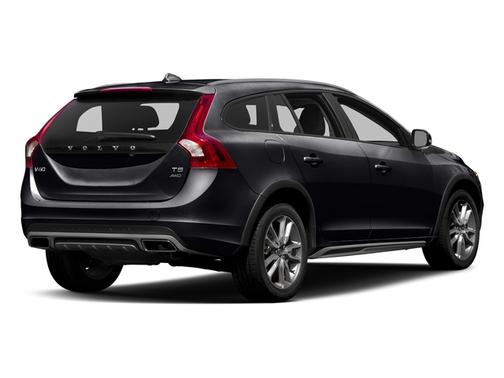 Onyx Black Metallic 2018 Volvo V60 Cross Country T5