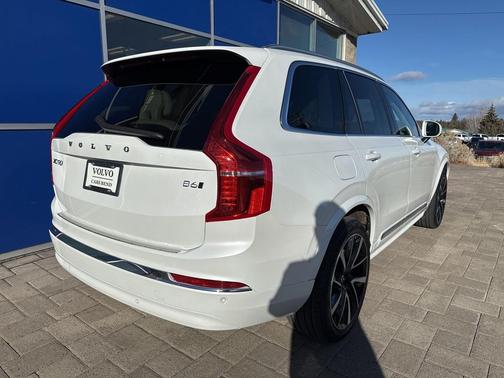 2025 Volvo XC90 B6 Plus 6-Seater