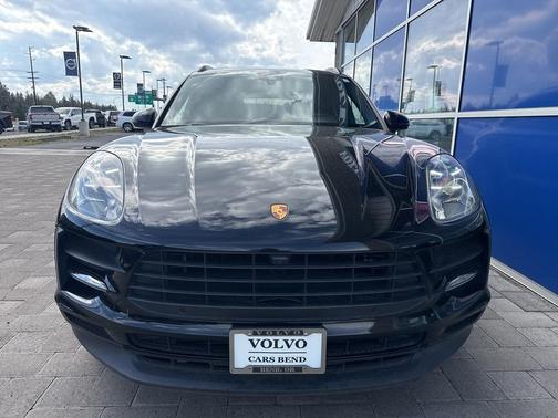 2021 Porsche Macan Base