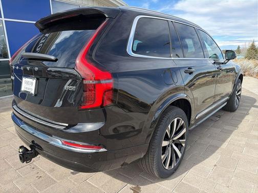 Onyx Black Metallic 2026 Volvo XC90 Core, B5 AWD Gas (mild hybrid), Gasoline, Bright, 7 Seats