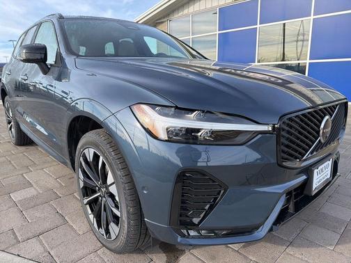 Denim Blue Metallic 2026 Volvo XC60 B5 Plus