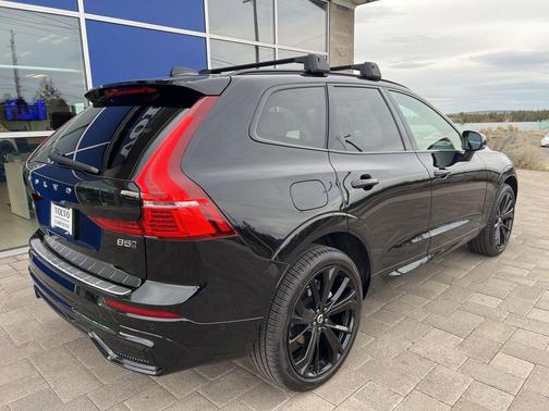 2025 Volvo XC60 B5 Ultra