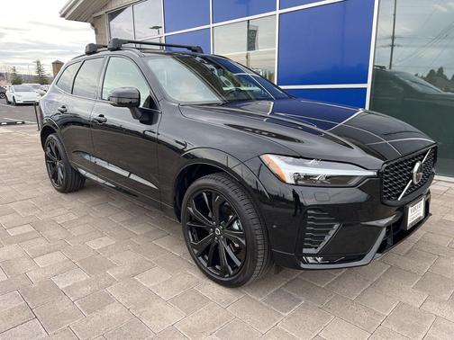 2025 Volvo XC60 B5 Ultra