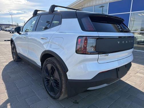 Crystal White Metallic 2026 Volvo EX30 Cross Country Ultra, Twin Motor Performance, Fully electric