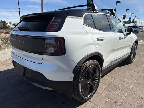 Crystal White Metallic 2026 Volvo EX30 Cross Country Ultra, Twin Motor Performance, Fully electric