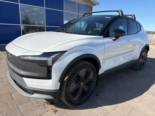 Crystal White Metallic 2026 Volvo EX30 Cross Country Ultra, Twin Motor Performance, Fully electric