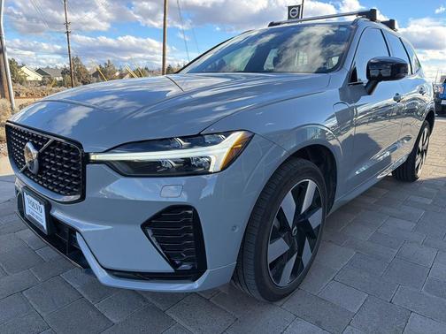 2025 Volvo XC60 Plug-In Hybrid Plus, T8 AWD Electric/Gasoline, Dark