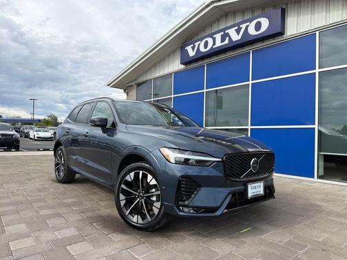 Denim Blue Metallic 2026 Volvo XC60 B5 Plus