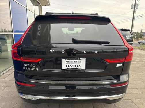 2022 Volvo XC60 Recharge Plug-In Hybrid T8 Polestar