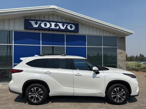 2021 Toyota Highlander Hybrid XLE