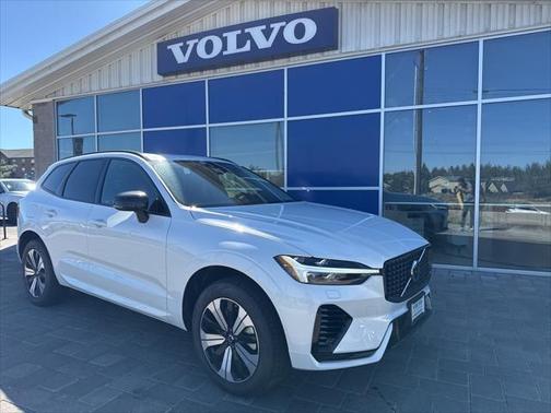 2025 Volvo XC60 Plug-In Hybrid T8 Core