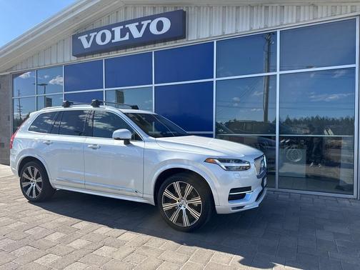 2022 Volvo XC90 T6 Inscription