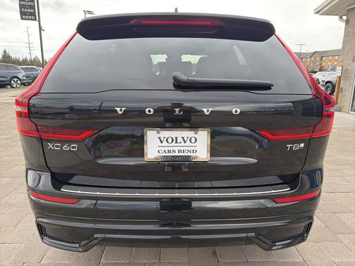 Onyx Black Metallic 2026 Volvo XC60 Plug-In Hybrid Plus, T8 AWD Electric/Gasoline, Dark