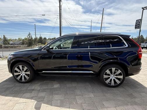 2025 Volvo XC90 B6 Plus 7-Seater