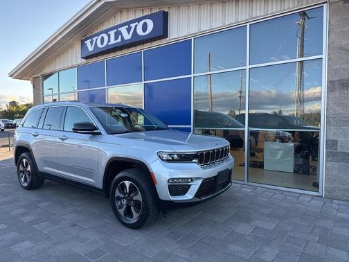 2023 Jeep Grand Cherokee 4xe Base