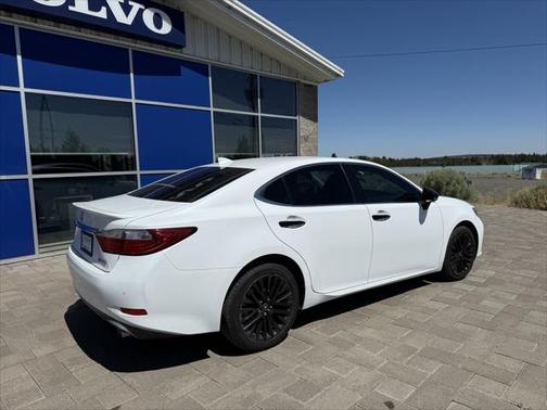2015 Lexus ES 350 Crafted Line