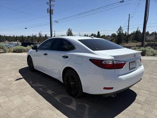 2015 Lexus ES 350 Crafted Line