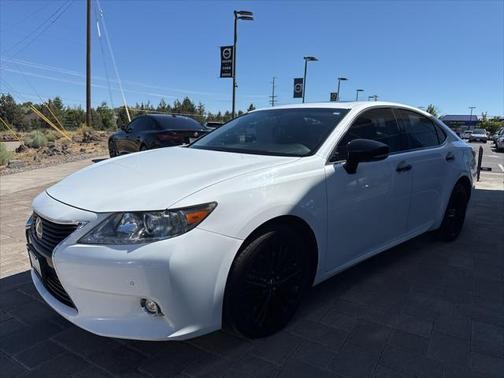 2015 Lexus ES 350 Crafted Line