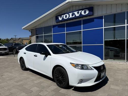 2015 Lexus ES 350 Crafted Line