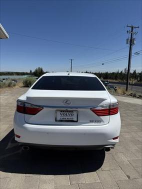 2015 Lexus ES 350 Crafted Line