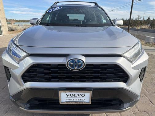 2023 Toyota RAV4 Hybrid SE