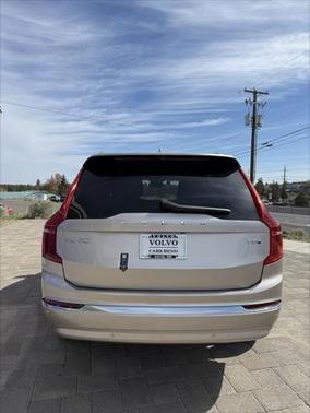 2025 Volvo XC90 Plug-In Hybrid T8 Plus 6-Seater