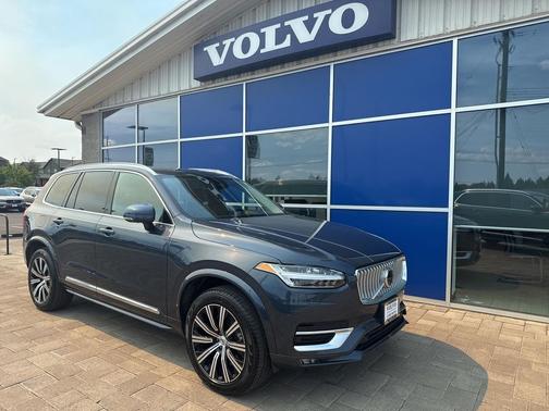 2025 Volvo XC90 B6 Plus 7-Seater