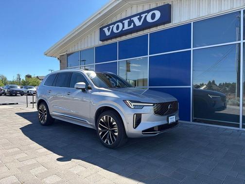 Vapour Gray Metallic 2025 Volvo XC90 B6 Plus 7-Seater
