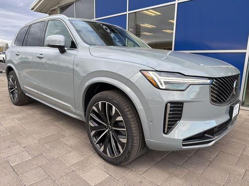 Vapour Grey Metallic 2026 Volvo XC90 Plug-In Hybrid Plus, T8 AWD, Electric/Gasoline, Bright, 7 Seats