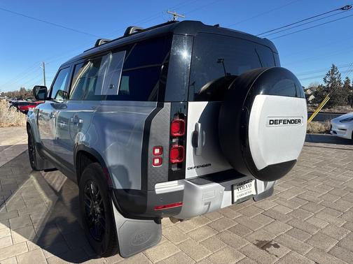 2021 Land Rover Defender 110 S