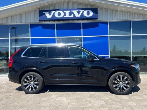 Onyx Black Metallic 2023 Volvo XC90 B5 Core