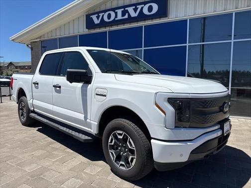 2023 Ford F-150 Lightning XLT