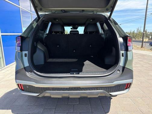 Jungle Green 2023 Kia Sportage X-Line