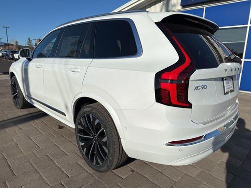 Crystal White Pearl 2026 Volvo XC90 Ultra, B6 AWD Gas (mild hybrid), Gasoline, Bright, 6 Seats