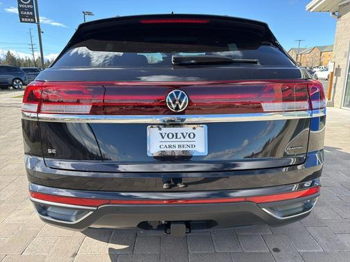 2025 Volkswagen Atlas Cross Sport 2.0T SE w/Technology 4MOTION