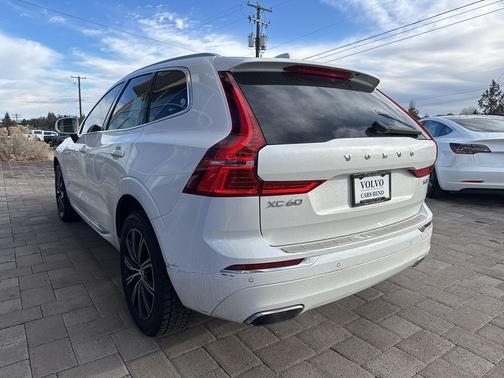 2021 Volvo XC60 T6 Inscription