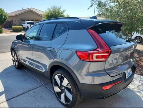 2023 Volvo XC40 Recharge Pure Electric Twin Plus