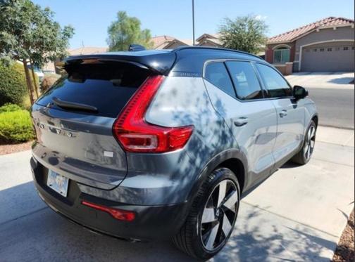 2023 Volvo XC40 Recharge Pure Electric Twin Plus