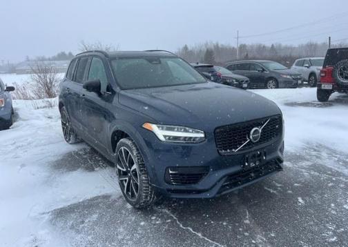 2023 Volvo XC90 Recharge Plug-In Hybrid T8 Plus Dark Theme 7-Seater