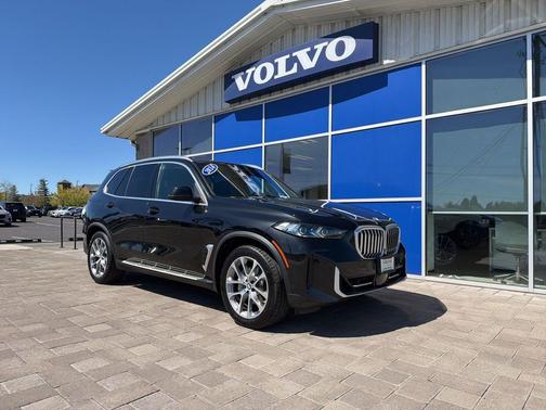 Black 2024 BMW X5 xDrive40i